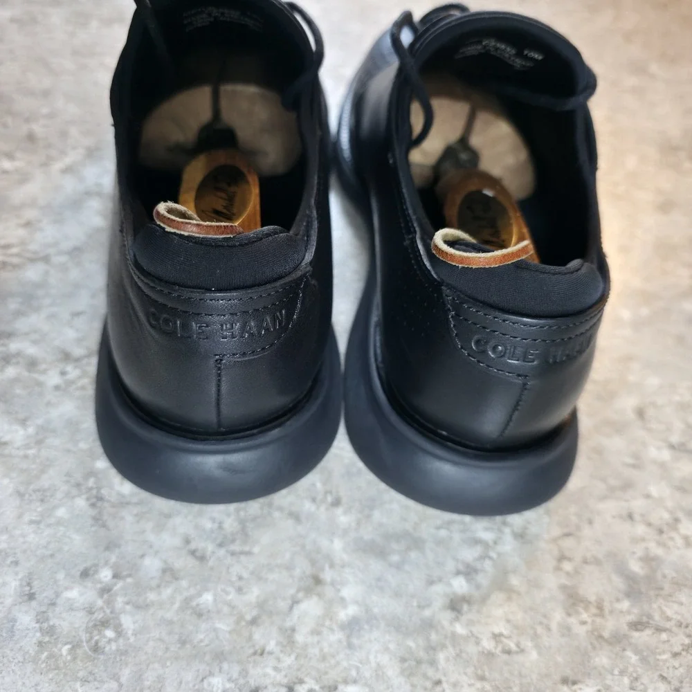 Cole Haan 2.Zerogrand Mens 10 M Laser Wingtip Oxford Black Shoes *Barely Worn.